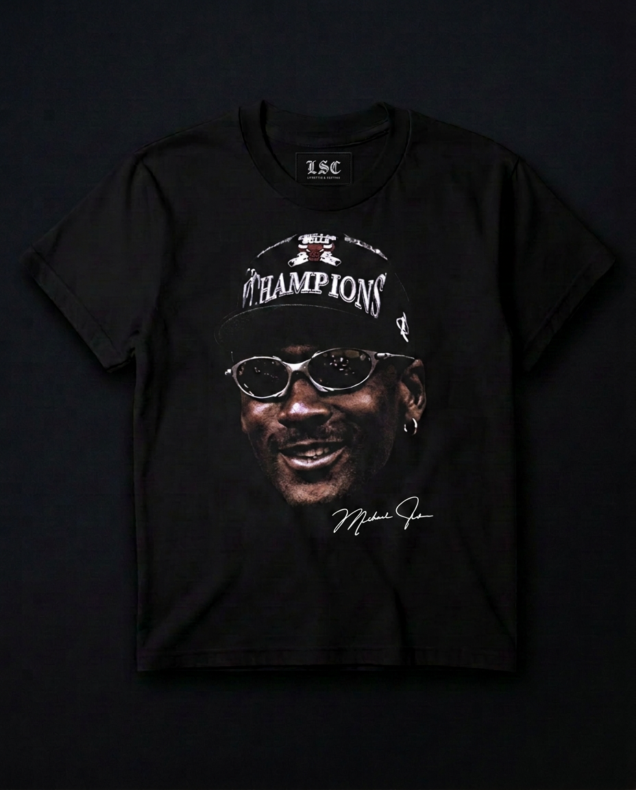 Champions Graphic Tee / Black